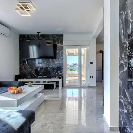 Сasa de vacaciones Damir By Interhome Pula
