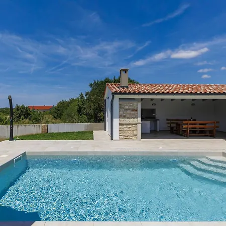 Holiday Home Villa Paolinna By Interhome