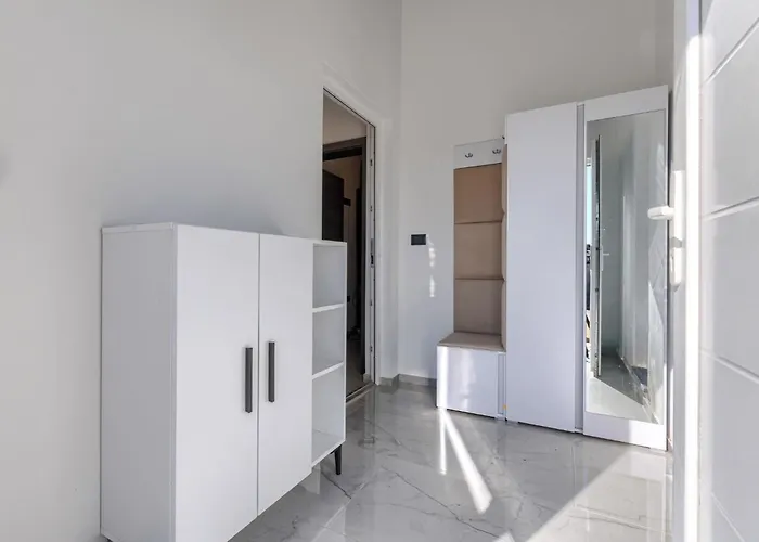 Damir By Interhome Pula